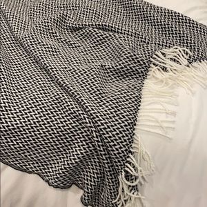 West Elm blanket throw black and white herringbone